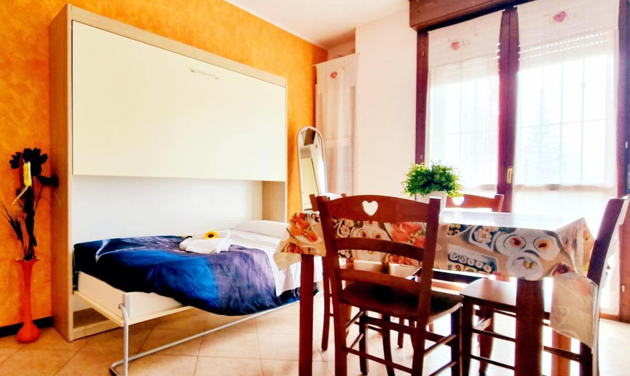 Guest Holiday Filangieri 1 Reggio nell'Emilia Buitenkant foto